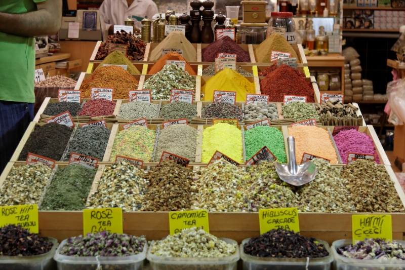 Spice market, Istanbul Turkey 3.jpg - Spice market, Istanbul, Turkey